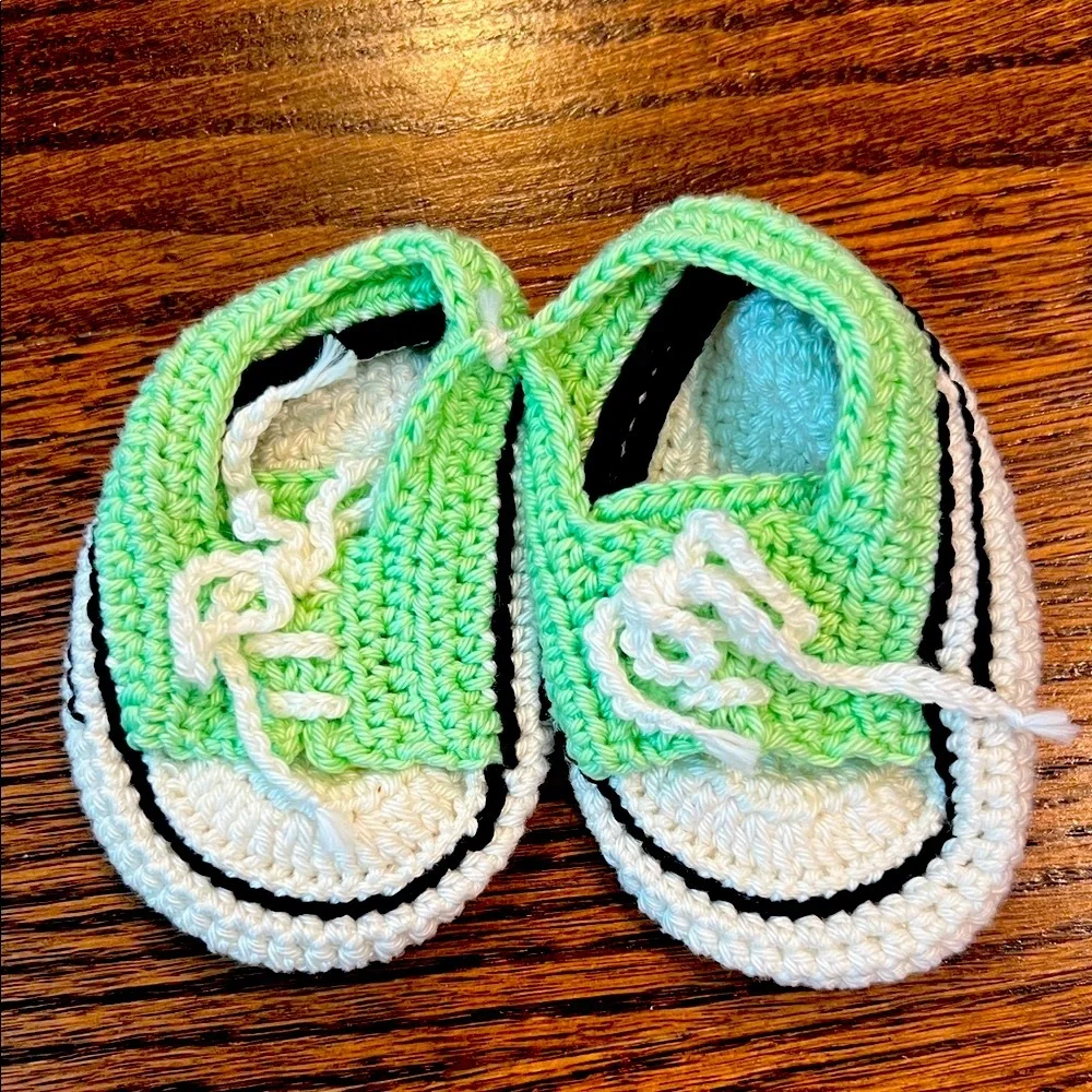 NWOT Crochet Baby Sneakers in Mint and White